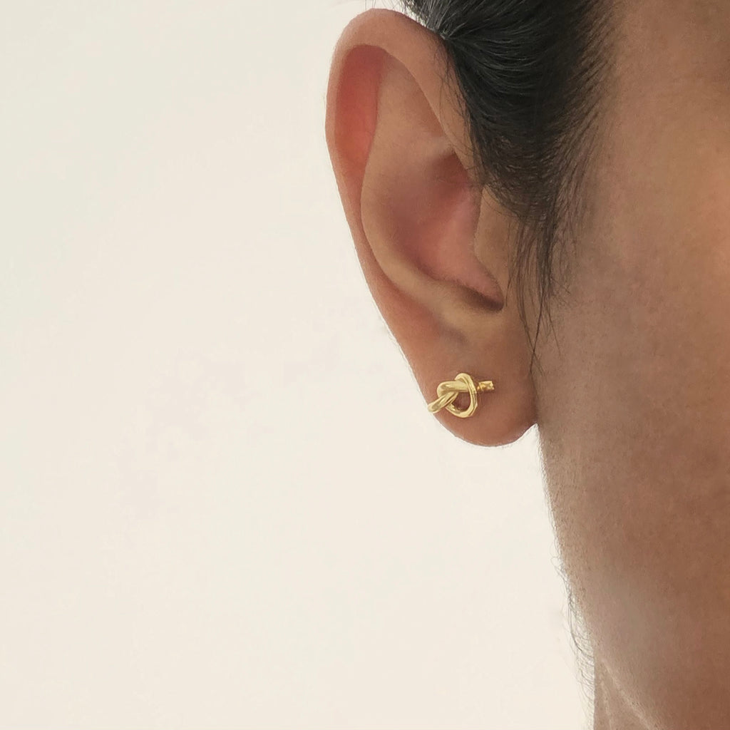 Knot Earrings Gold