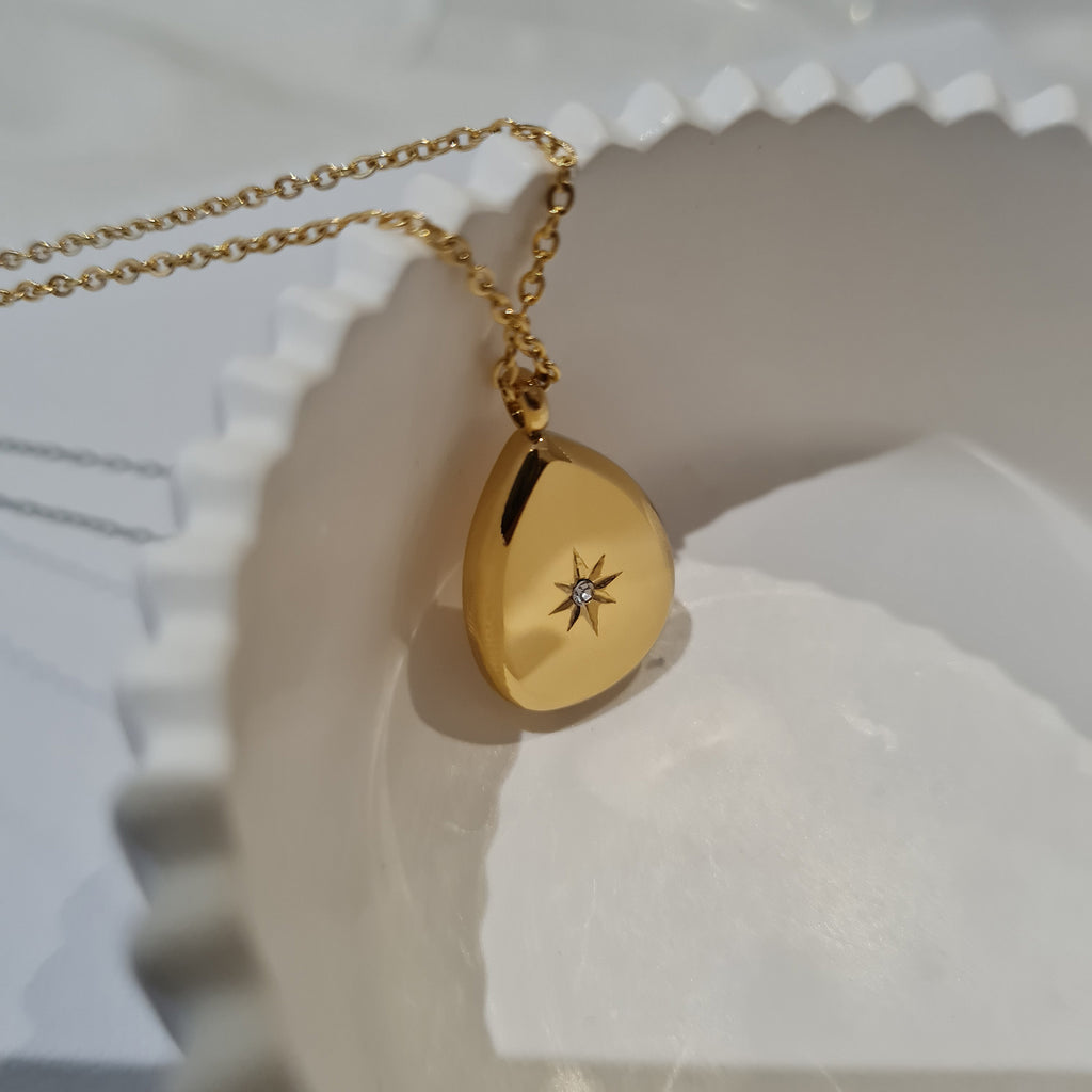 Waterdrop Necklace, tarnish free gold necklace, gold jewellery, gifts for her